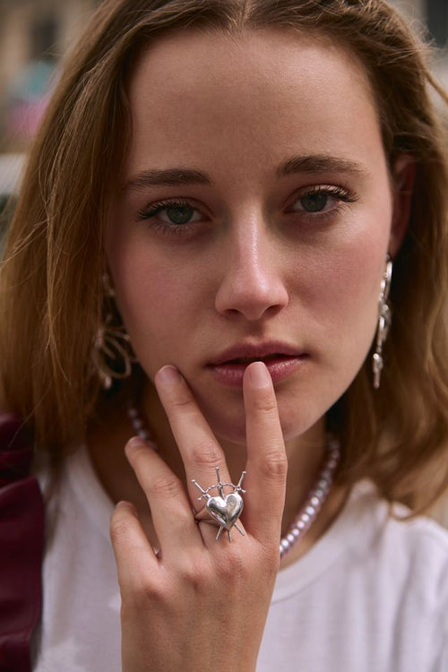 The 3 Swords of Heart Ring